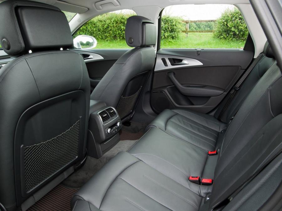 Интерьер Audi A6 Allroad 3.0 TDI Quattro (4G, C7) 2012 года  (UK) (фото 14 из 20)